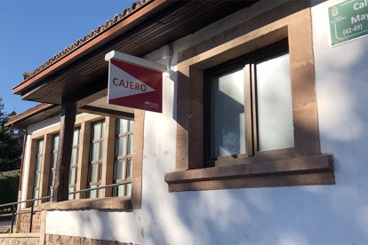 El Gobierno de Cantabria convoca las ayudas para financiar la red de cajeros y servicios bancarios de los municipios en riesgo de despoblamiento