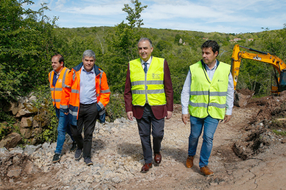 El Gobierno de Cantabria destina 291.000 euros a mejorar infraestructuras hidr�ulicas y viarias en Valdeprado del R�o