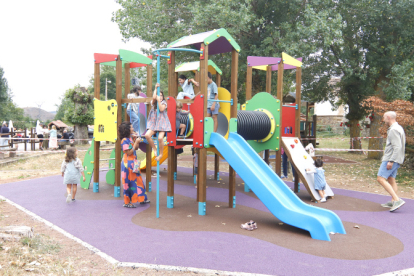 El Gobierno de Cantabria financia con 40.000 euros la instalaci�n de un nuevo parque infantil en Suano