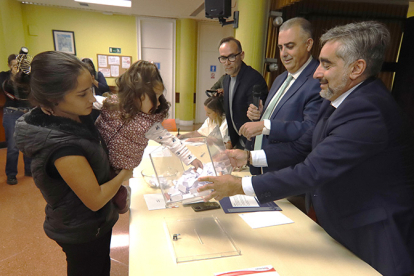 El Gobierno de Cantabria sortea las 19 VPO en r�gimen de alquiler asequible de Las Fuentes en Reinosa