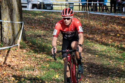 Gonzalo Inguanzo y Alicia Gonzlez conquistan el Ciclocrs de Reinosa