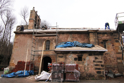 Las iglesias de Arg�eso, Paracuelles y Fontibre afrontan su rehabilitaci�n