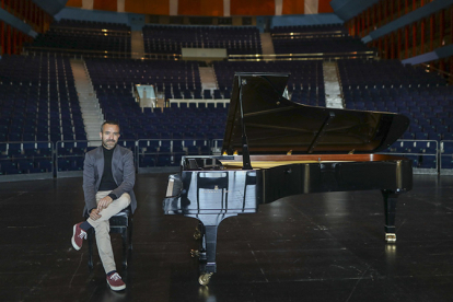 Jos Imhof actuar el 6 de diciembre en el Teatro Principal de Reinosa