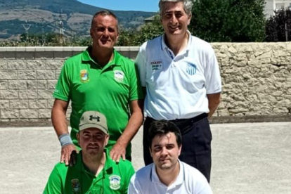 Jos� Ram�n Santove�a se impone en el torneo de bolos de las fiestas de Matamorosa 