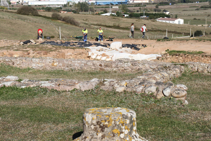 Juli�briga abre sus excavaciones al p�blico con una nueva visita guiada