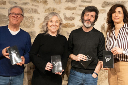 Luis Mar�a P�rez Mart�n recibe el XXI Premio �guila de Poes�a por 'El libro de la entra�a'