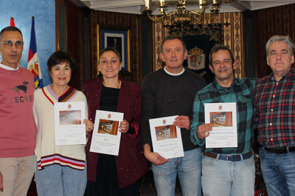 Maderas Manolo gana el primer premio del Concurso de Escaparates Navide�os del Ayuntamiento de Reinosa