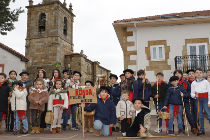 Las marzas despidieron febrero en Campoo de Enmedio