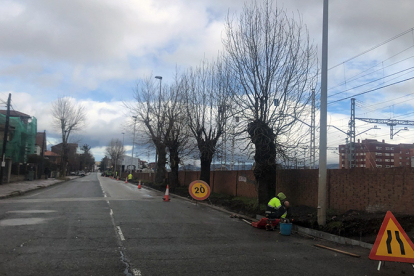 Las obras de Urbanizacin de la Avenida Naval y la Renovacin de la acera y el pavimento de la Calle Castilla entran en periodo de supervisin tcnica