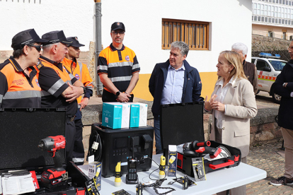 Presidencia ha destinado m�s de 9.000 euros para el material de Protecci�n Civil de Reinosa en los dos �ltimos a�os  