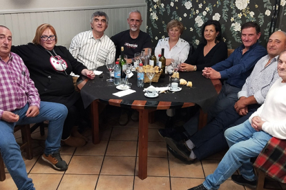 Los quintos del 65 de Campoo de Yuso se reunieron en Corconte