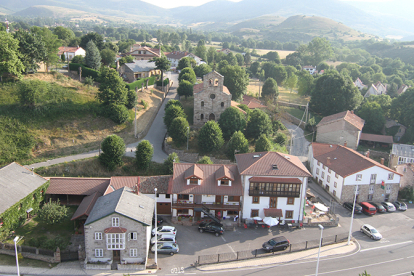 Radio Alto Campoo celebra 35 a�os en las ondas y un cuarto de siglo entregando premios
