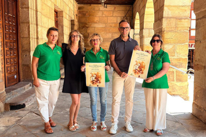 Reinosa celebrar� el 18 de julio la IX Feria del Traje Campurriano
