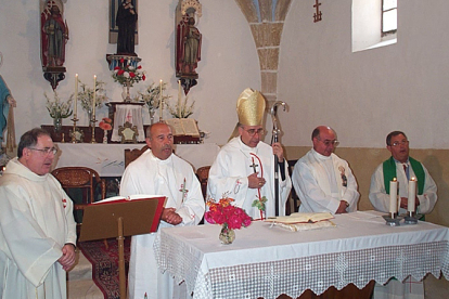 Tres efem�rides recuerdan la recuperaci�n del patrimonio religioso de Campoo de Suso y Valderredible