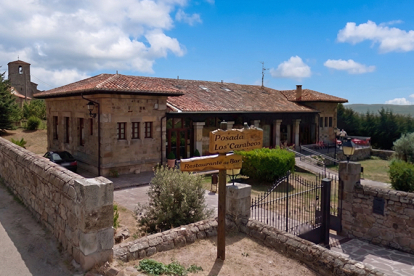 Turismo licita la rehabilitaci�n de las antiguas escuelas de Arroyal de Carabeos por un importe de 157.378 euros