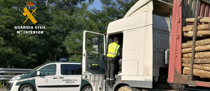  La Guardia Civil de Cantabria detecta seis manipulaciones de tacgrafo