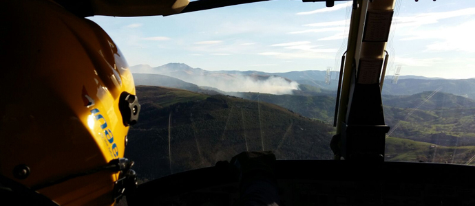 El de San Miguel de Aguayo, uno de los veinte incendios activos en Cantabria