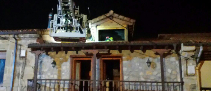 El 112 extingue un incendio en una vivienda de Penagos