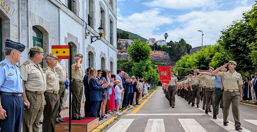 144 militares de tropa finalizan su formacin en la Residencia Militar 'Virgen del Puerto' tras nueve meses de instruccin