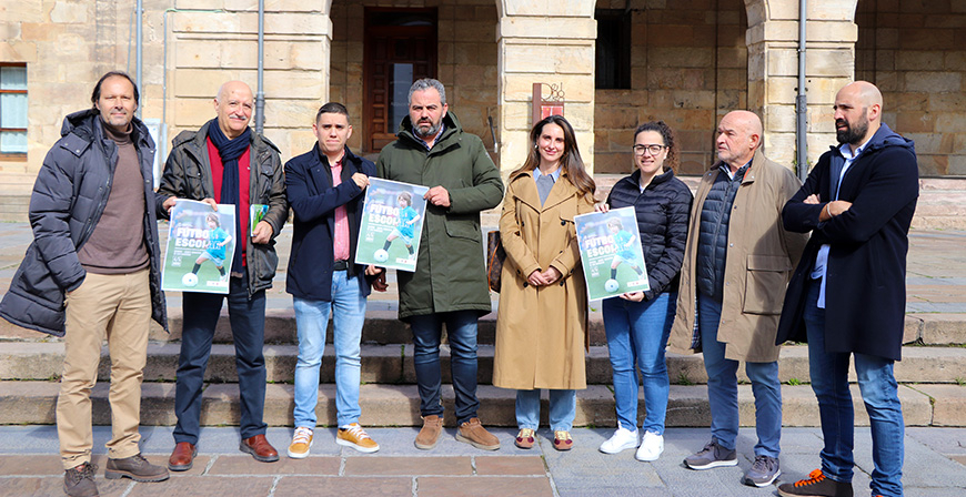 200 escolares de la comarca disfrutarn este viernes en Reinosa de la jornada de 'Ftbol Chupetines'