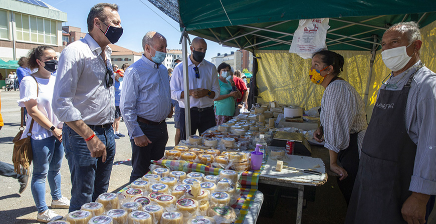 21 artesanos agroalimentarios participaron en el XVII Mercado Campurriano 