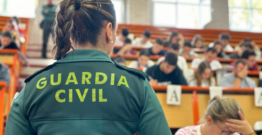Unos 27.000 opositores optar�n este s�bado a una de las 3.240 plazas ofertadas para ingresar en la Guardia Civil