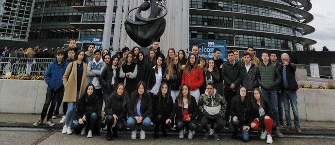 40 alumnos del IES Montesclaros visitan el Europarlamento en Estrasburgo