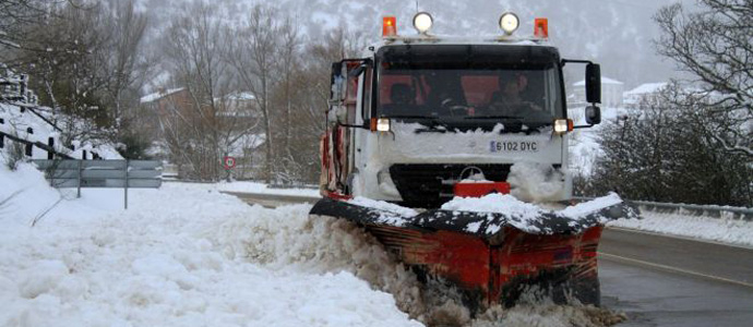 43 mquinas y 13.000 toneladas de sal combatirn la nieve en Cantabria