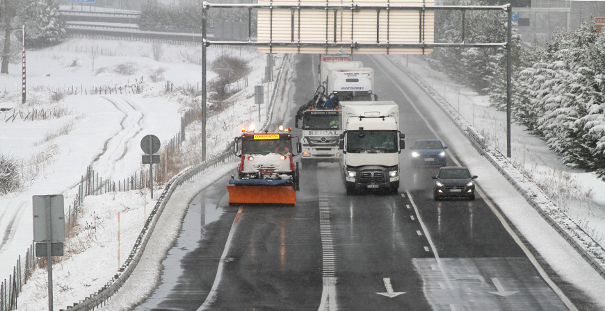 A-67 y N-611 con restricciones, Palombera cerrado y se requieren cadenas en varias carreteras