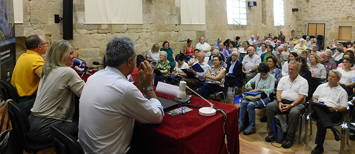 85 aficionados y expertos en Aguilar de Campoo las imgenes en el arte romnico