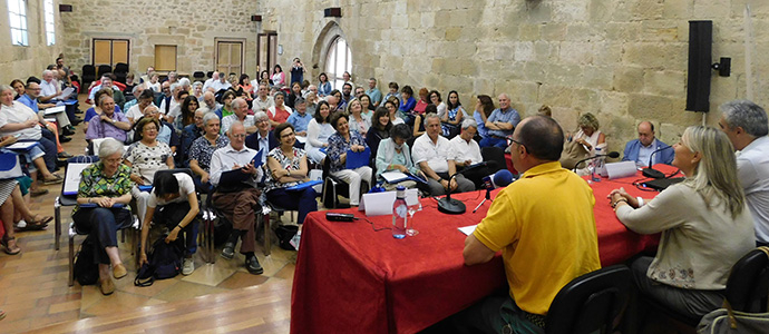 85 aficionados y expertos en Aguilar de Campoo las imgenes en el arte romnico