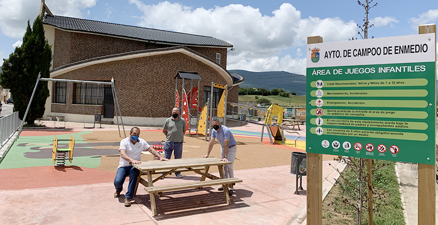 El parque infantil de Matamorosa ya est remodelado y abierto al pblico