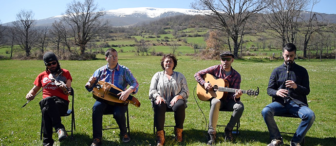 'Abre ventanas', el nuevo disco de La Flor y los Romeros