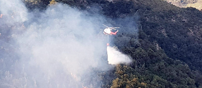 Activos 50 incendios forestales en los que trabajan ms de 700 efectivos 