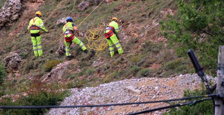 Adif invierte 3,5 millones de euros en la reparacin de la red ferroviaria de Cantabria daada por los temporales