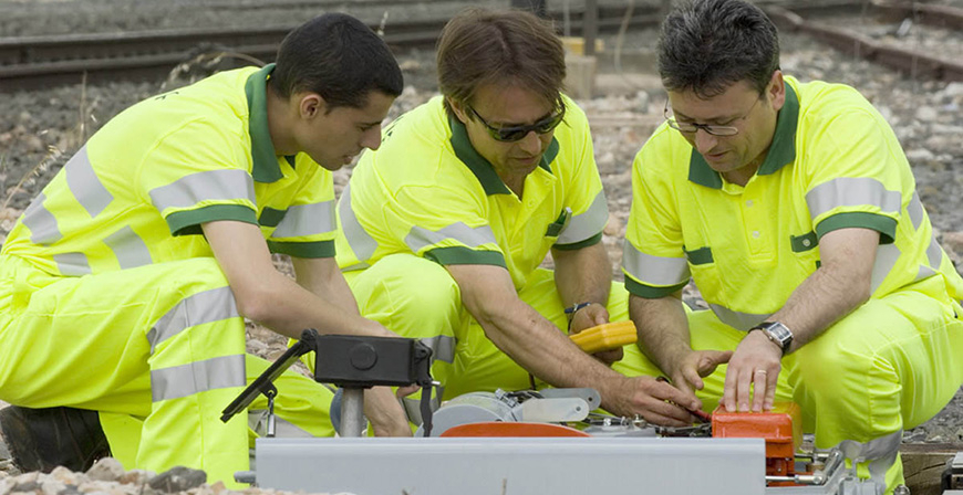 Adif lanza tres convocatorias de empleo pblico con 267 plazas de personal operativo, 200 de ellas para militares profesionales