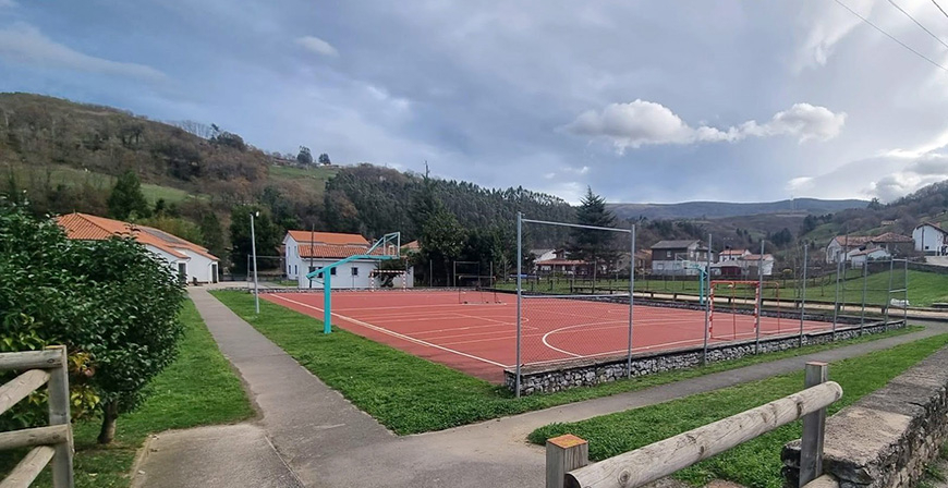 Adjudicada por 377.000 euros la cubricin de la pista polideportiva de Sili
