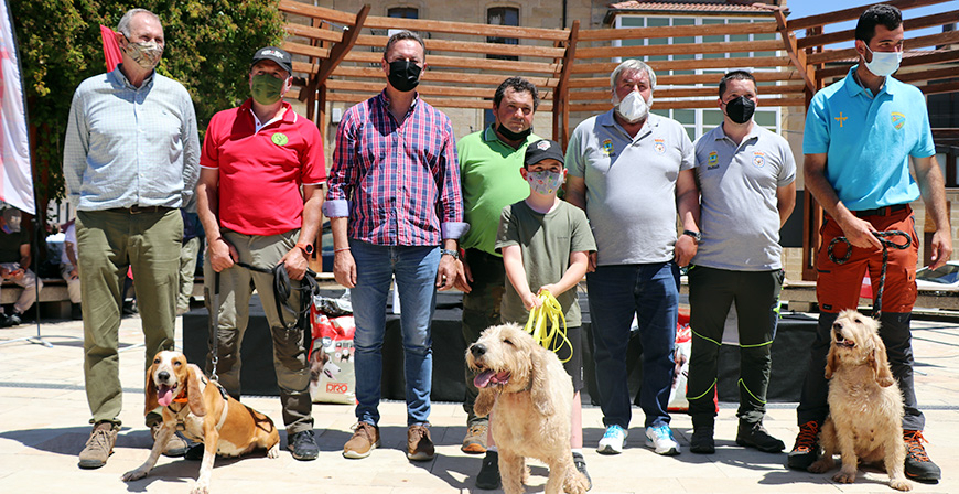 Adolfo Posada se impone en el XXVIII Campeonato de Espaa de perros de rastreo 