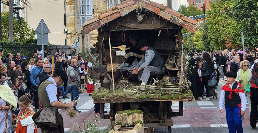 Agradecimiento de la pea Cuegles por la colaboracin con su primera carreta del Da de Campoo