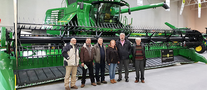 Los agricultores y ganaderos de Valderredible asisten a la feria Agraria de Valladolid