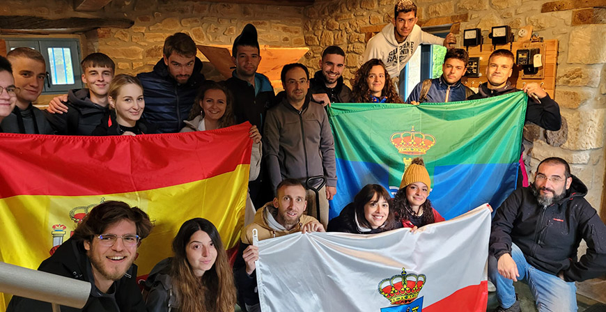 Agrogen rene en Campoo de Yuso las experiencias rurales de jvenes europeos