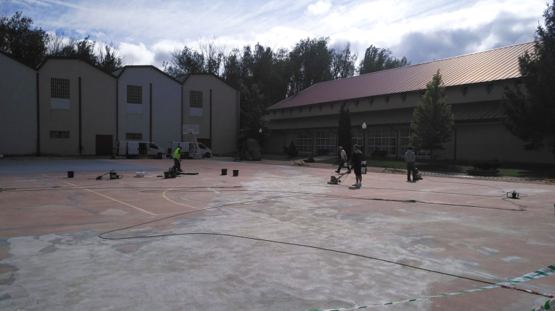 Aguilar de Campoo renueva la pista de baloncesto con una inversin de 17.000 euros