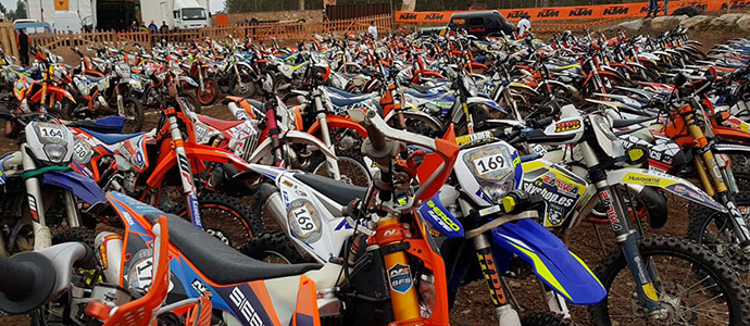 Aguilar de Campoo se llena de motos