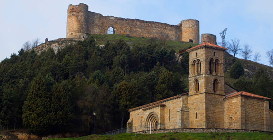 Aguilar de Campoo se suma a 'La hora del planeta' con el apagado de luces del Castillo y la Iglesia de Santa Cecilia