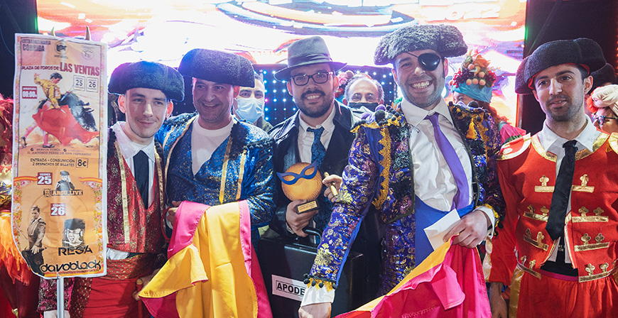 Aguilar se disfraza por Carnaval
