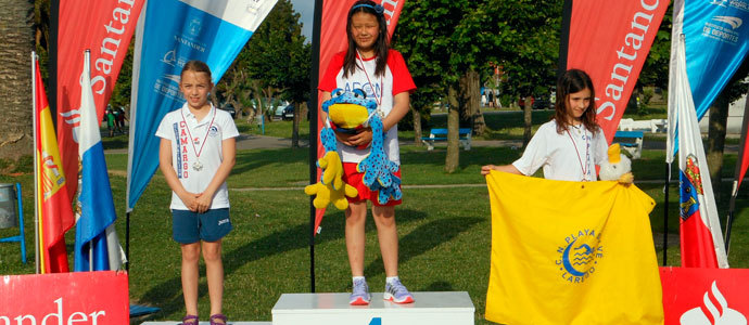  Alba Fernndez, campeona en 100 estilo del II Trofeo Bansander de natacin 