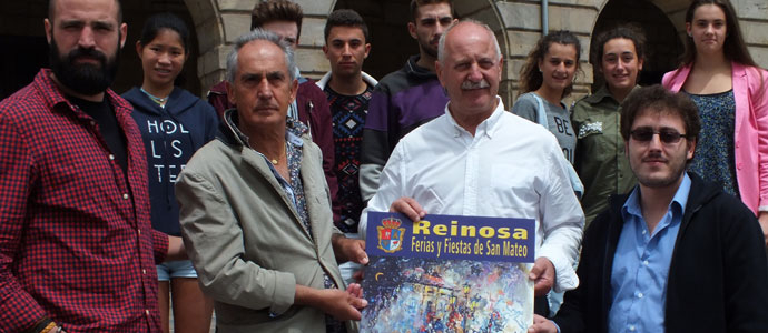 Alberto Gallo y Pablo Lantarn recogen el primer premio del Concurso de Carteles San Mateo 2015