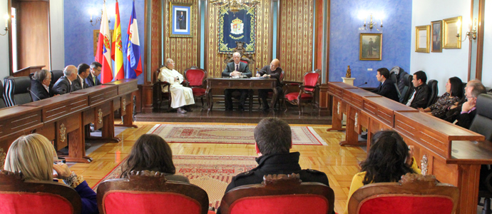 Los alcaldes campurrianos reclaman el convenio con Castilla y Len para el Hospital Tres Mares