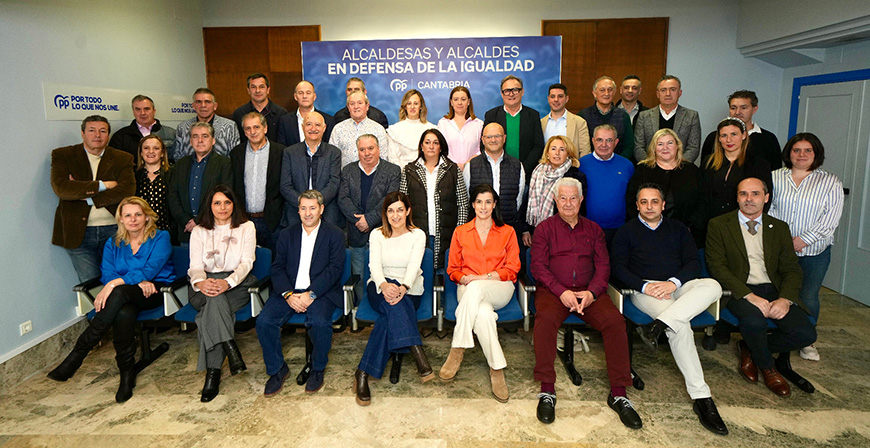Los alcaldes cntabros del PP firman un manifiesto por 
