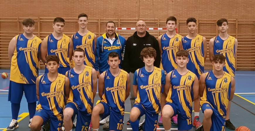 Los alevines y y cadetes masculinos de baloncesto de Enmedio lideran sus respectivas categoras